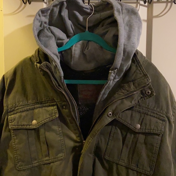 Levi’s Jacket - Picture 2 of 7